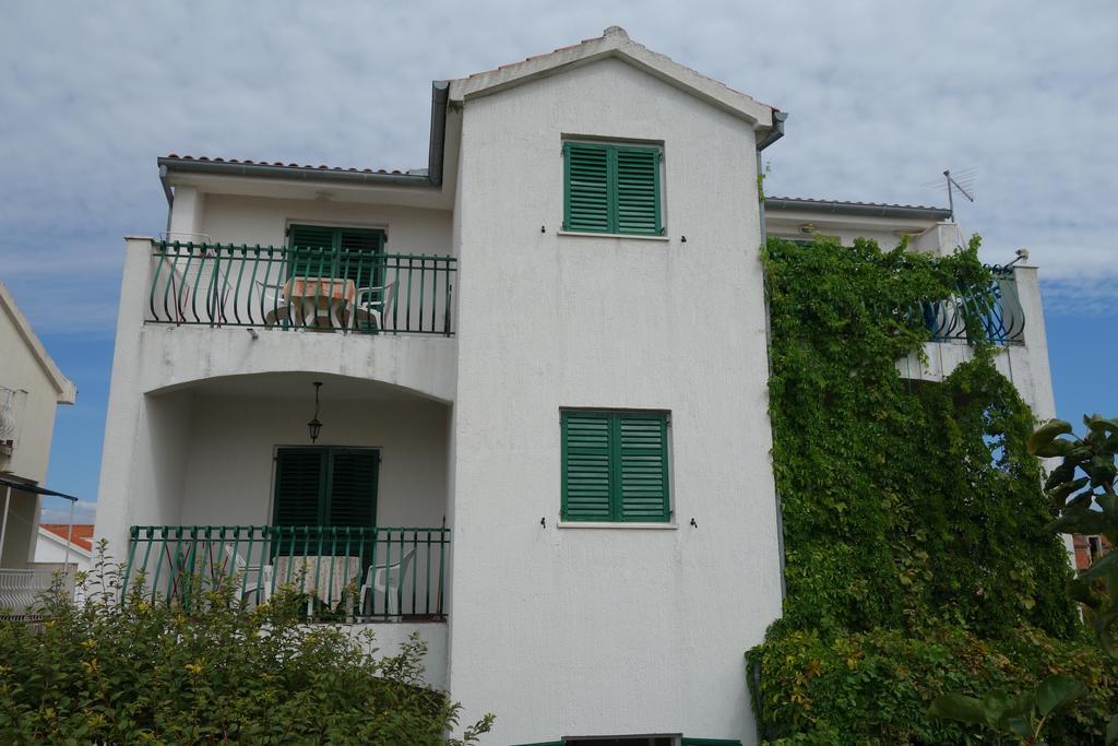 Apartments Nada Vodice Bilik gambar