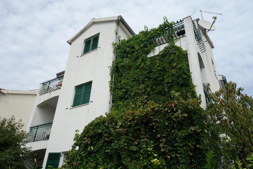Apartments Nada Vodice Bilik gambar